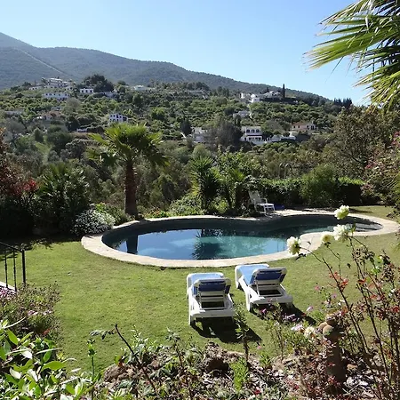 Casa rural El Roble Holidays *